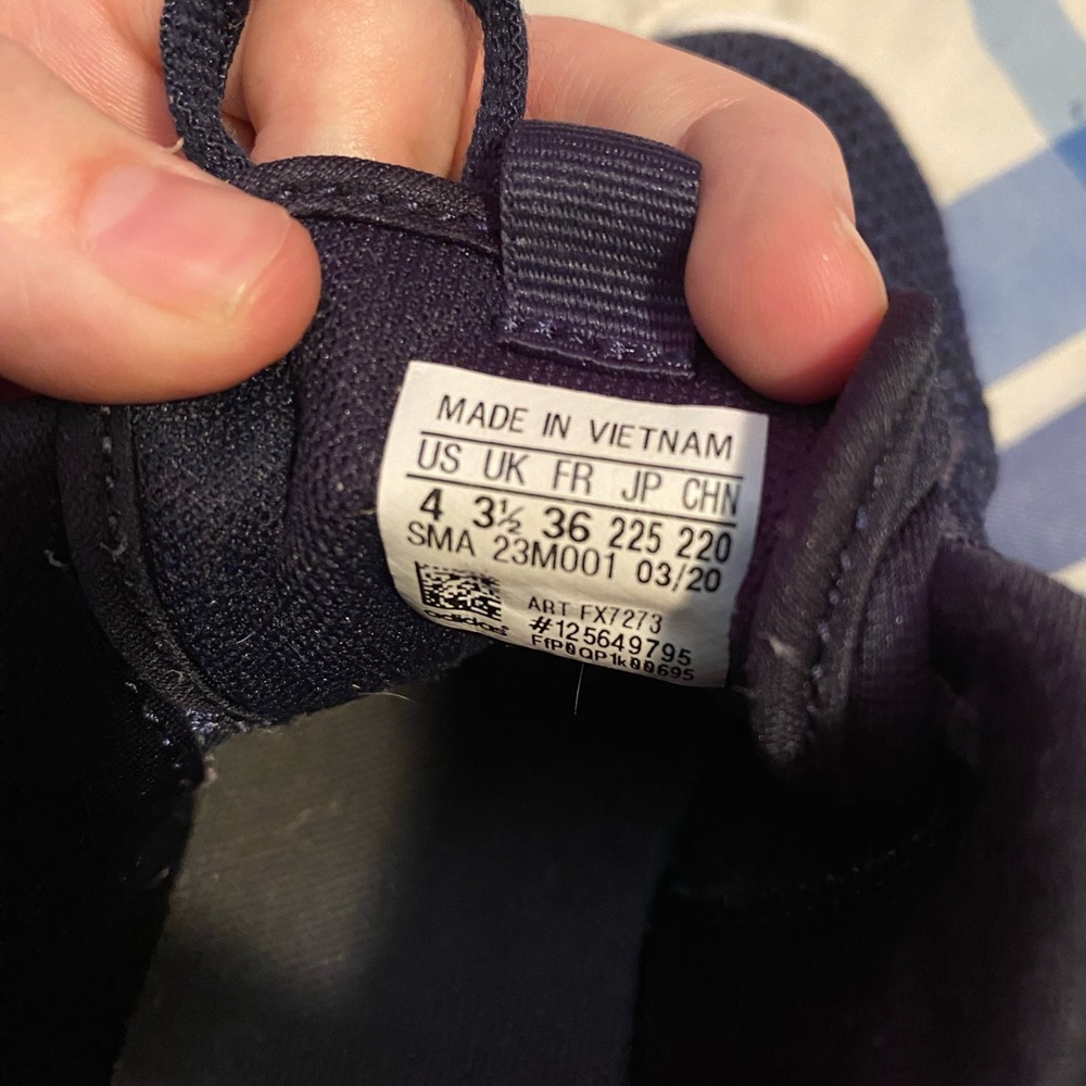 Adidas Shoes - Picture 6 of 6